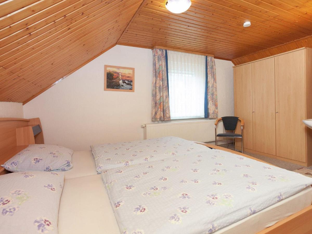 Appartamento Flat In Polle Near The Forest Esterno foto